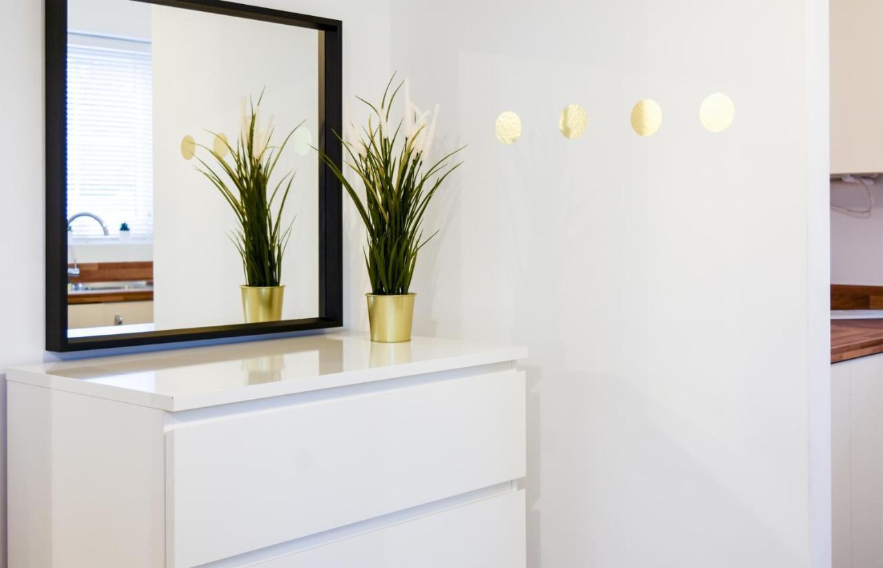 1 Bedroom Apartment Leamington Spa Hosted By Golden Key วอร์ริก ภายนอก รูปภาพ